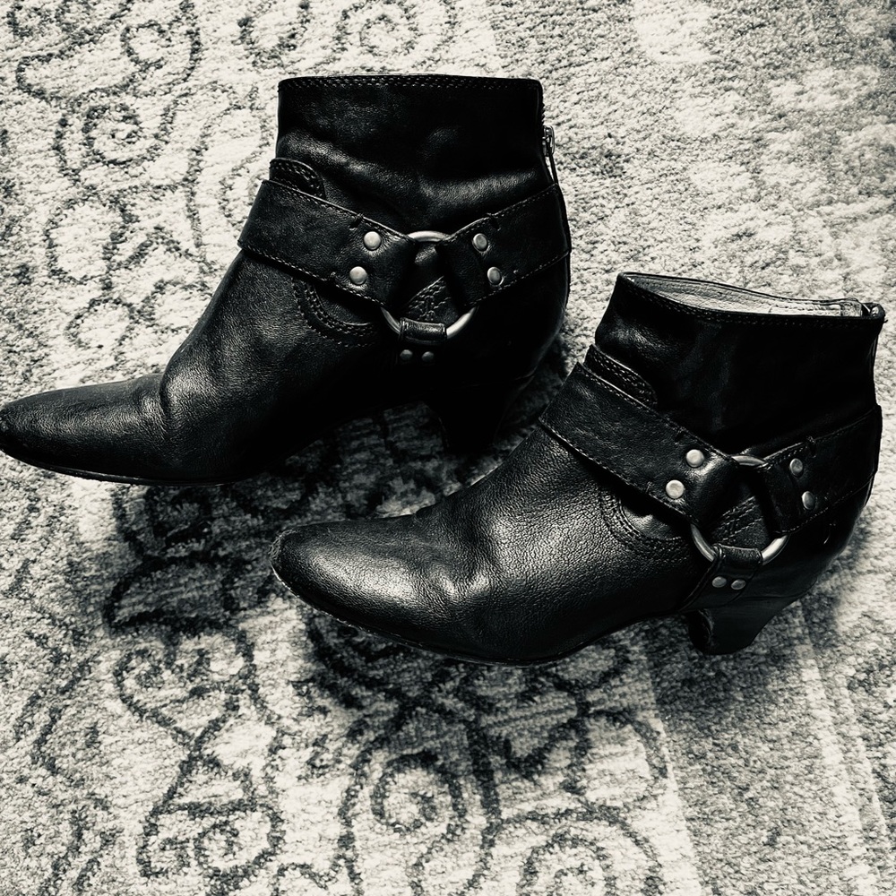 Black Frye booties